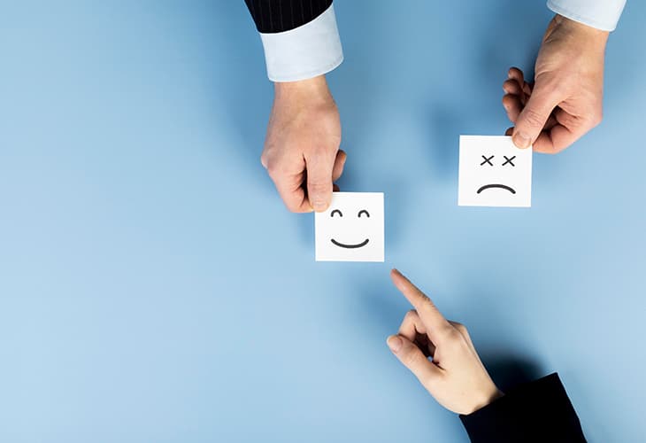 تأثیر چت بات های پشتیبانی در کاهش نرخ ریزش مشتریان