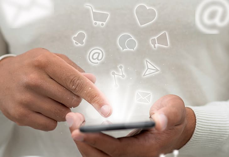 مزایای استفاده از چت بات در شبکه‌های اجتماعی