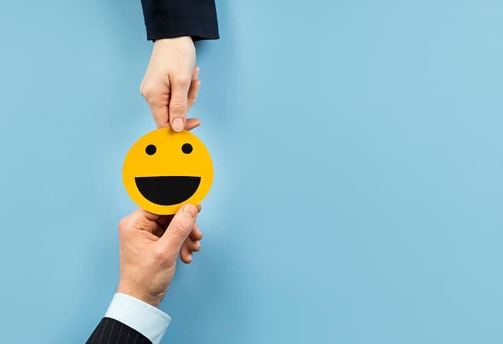 نقش چت بات در مرحله جذب مشتری